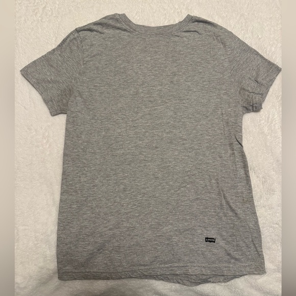 Levi’s T Shirt - Picture 1 of 4